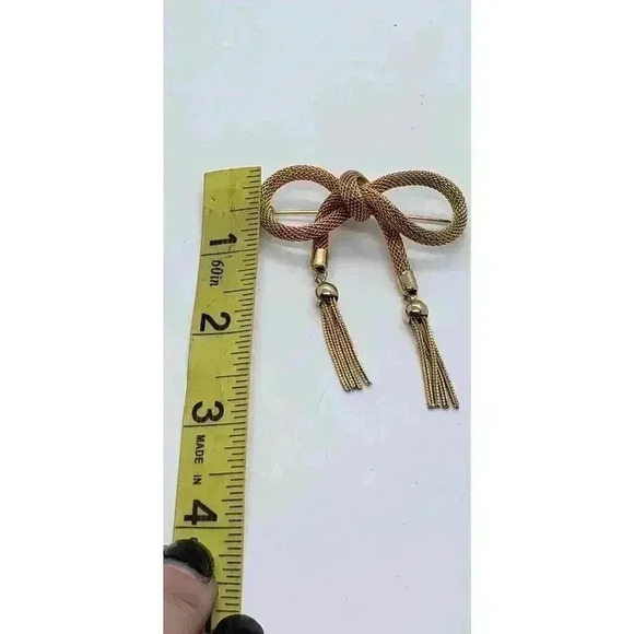 Vintage Gold Mesh Bow Brooch Tassle Waterfall 3D Pin Rolled Gold - Picture 5 of 7